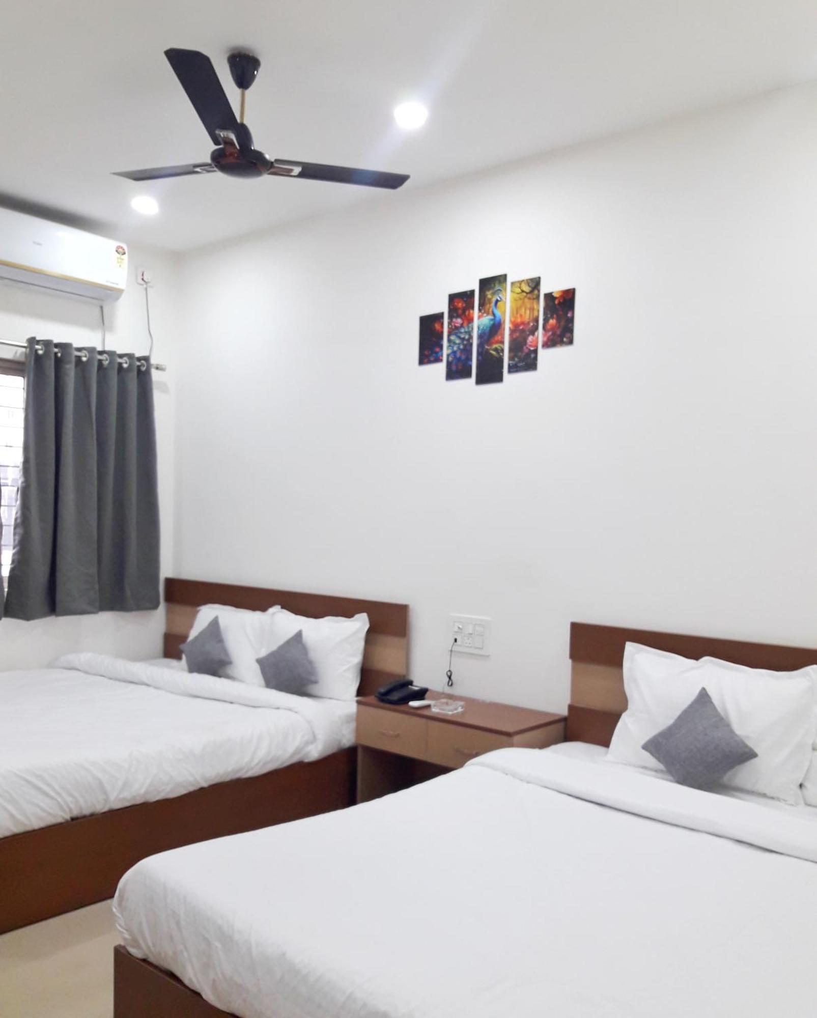 Hotel Park Victoria Kolkata Bagian luar foto